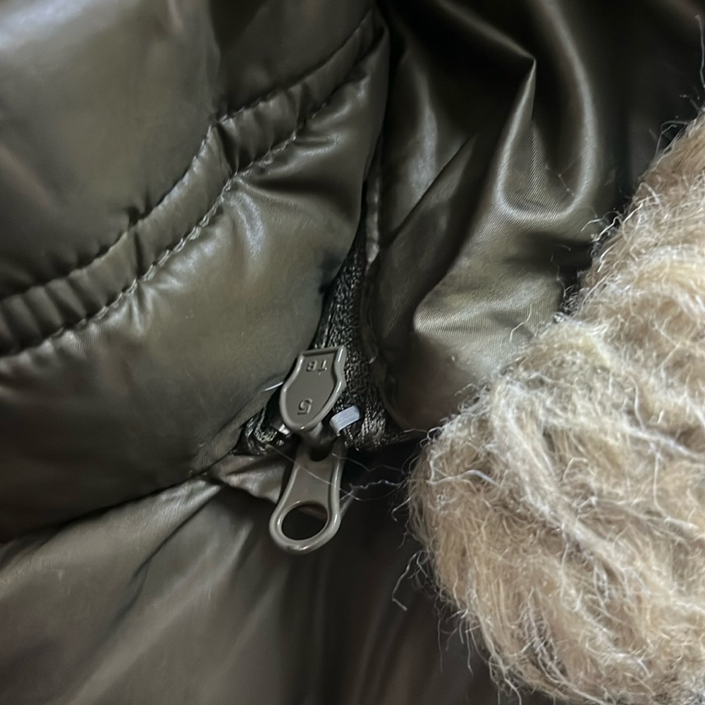 Girls Michael Kors Coat - Picture 6 of 12